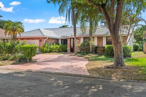 4664 NW 58th Terrace Coral Springs FL 33067