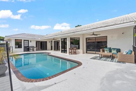 4664 NW 58th Terrace Coral Springs FL 33067