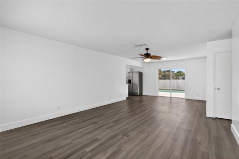 405 SW 78th Terrace North Lauderdale FL 33068