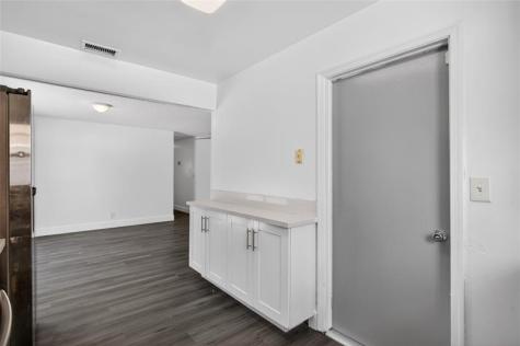 405 SW 78th Terrace North Lauderdale FL 33068