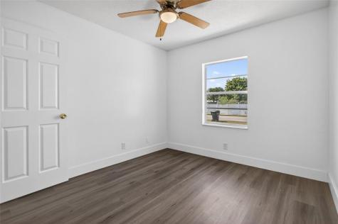 405 SW 78th Terrace North Lauderdale FL 33068