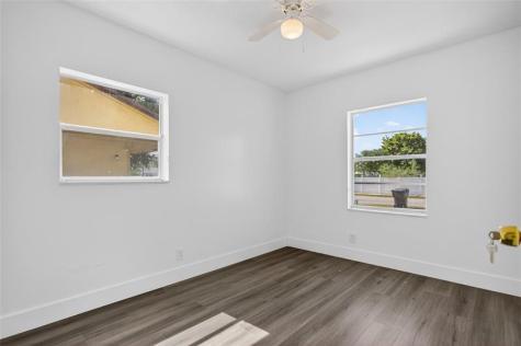 405 SW 78th Terrace North Lauderdale FL 33068