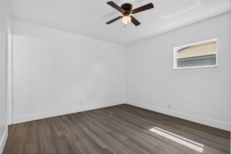 405 SW 78th Terrace North Lauderdale FL 33068