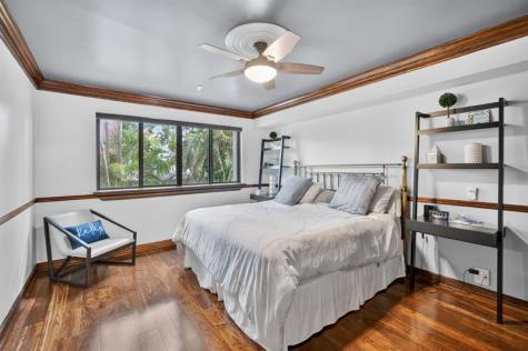 5720 SW 33rd Terrace Hollywood FL 33312