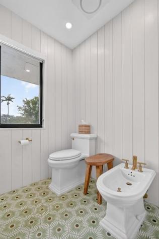 5720 SW 33rd Terrace Hollywood FL 33312