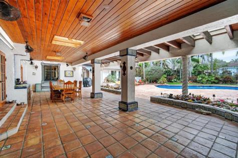 5720 SW 33rd Terrace Hollywood FL 33312