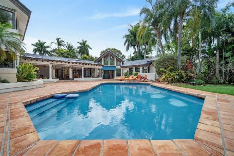 5720 SW 33rd Terrace Hollywood FL 33312