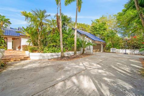 5720 SW 33rd Terrace Hollywood FL 33312