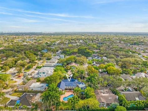 5720 SW 33rd Terrace Hollywood FL 33312