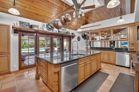 5720 SW 33rd Terrace Hollywood FL 33312