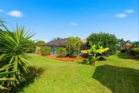 2360 SE Bordeaux Court Port St Lucie FL 34952
