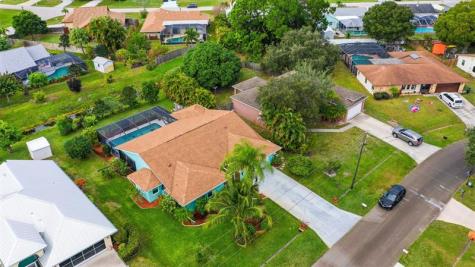 2360 SE Bordeaux Court Port St Lucie FL 34952