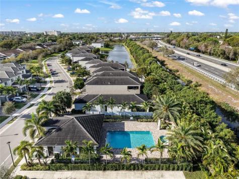 385 NW 33rd Lane Pompano Beach FL 33069