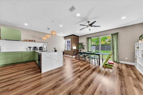 7675 NW 71st Terrace Parkland FL 33067