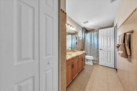 7675 NW 71st Terrace Parkland FL 33067
