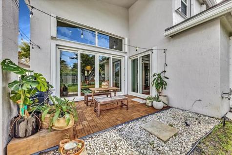 7675 NW 71st Terrace Parkland FL 33067