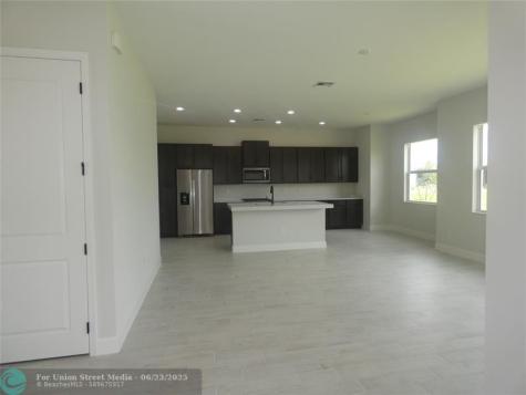 13957 Prickley Cone Cove Westlake FL 33470