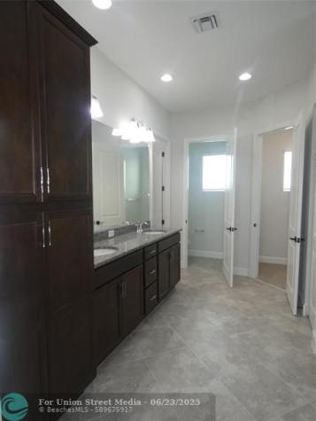 13957 Prickley Cone Cove Westlake FL 33470