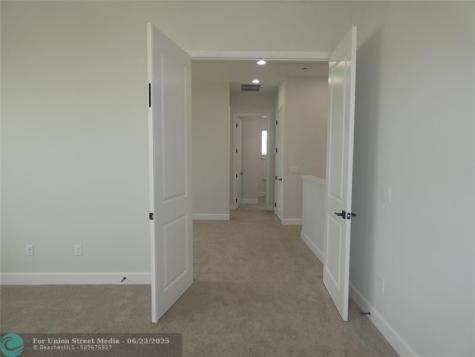 13957 Prickley Cone Cove Westlake FL 33470