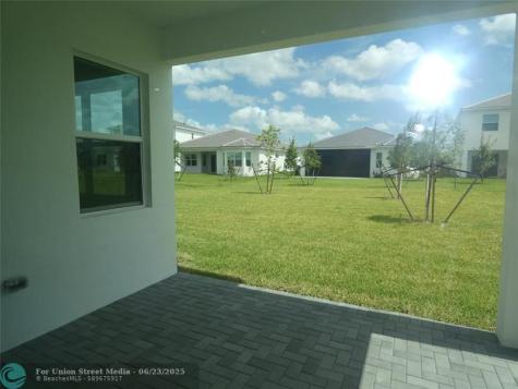 13957 Prickley Cone Cove Westlake FL 33470