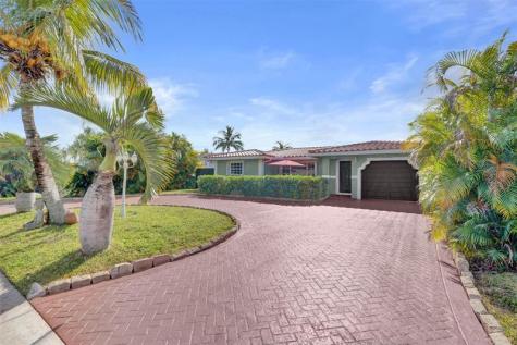 10216 NW 83rd Street Tamarac FL 33321