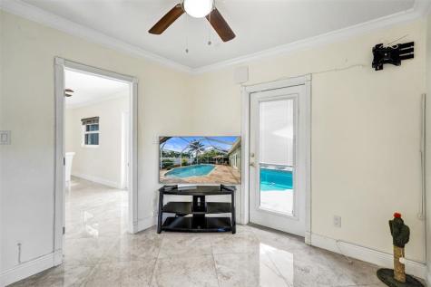 10216 NW 83rd Street Tamarac FL 33321