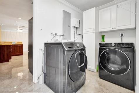 10216 NW 83rd Street Tamarac FL 33321