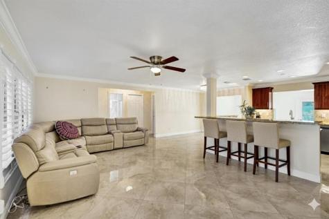 10216 NW 83rd Street Tamarac FL 33321