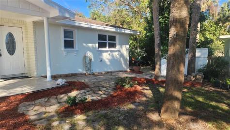 4646 NE Dudley Circle Jensen Beach FL 34957
