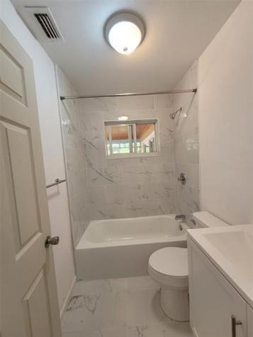 6106 Island Park Court Fort Myers FL 33908