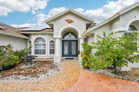 2041 SW Villanova Road Port St Lucie FL 34953