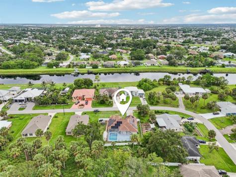 2041 SW Villanova Road Port St Lucie FL 34953