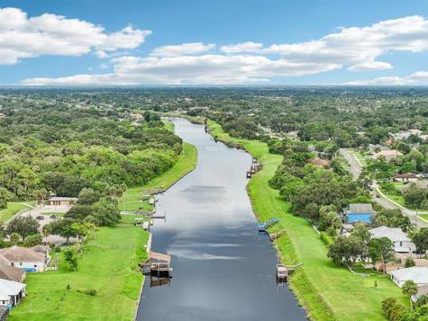 2041 SW Villanova Road Port St Lucie FL 34953