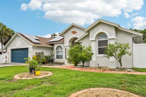 2041 SW Villanova Road Port St Lucie FL 34953