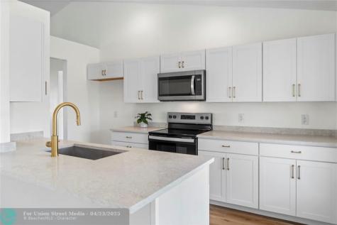 1055 18th Street Vero Beach FL 32962