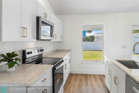 1055 18th Street Vero Beach FL 32962