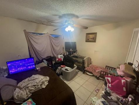 18476 NW 52nd Path Miami Gardens FL 33055