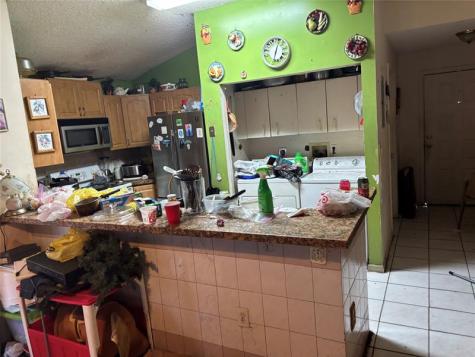 18476 NW 52nd Path Miami Gardens FL 33055