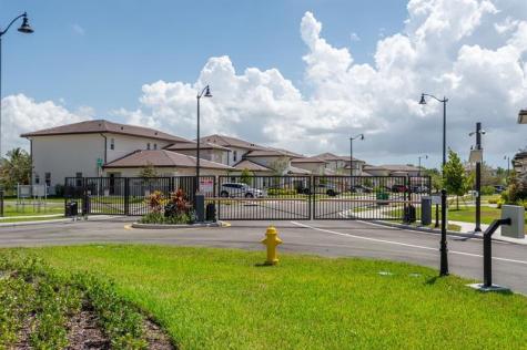 4421 SW 123rd Lane Davie FL 33330