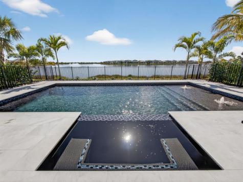 10370 Northbrook Circle Palm Beach Gardens FL 33412