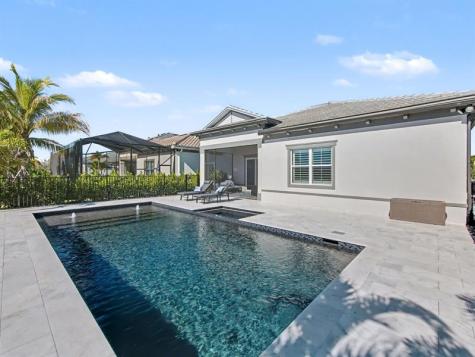 10370 Northbrook Circle Palm Beach Gardens FL 33412