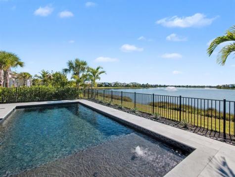 10370 Northbrook Circle Palm Beach Gardens FL 33412