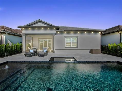 10370 Northbrook Circle Palm Beach Gardens FL 33412
