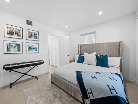 304 Seminole Avenue Fort Lauderdale FL 33312