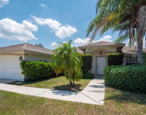 926 SW Gwendolen Terrace Port St Lucie FL 34953