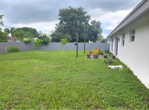 926 SW Gwendolen Terrace Port St Lucie FL 34953