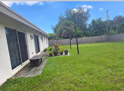 926 SW Gwendolen Terrace Port St Lucie FL 34953
