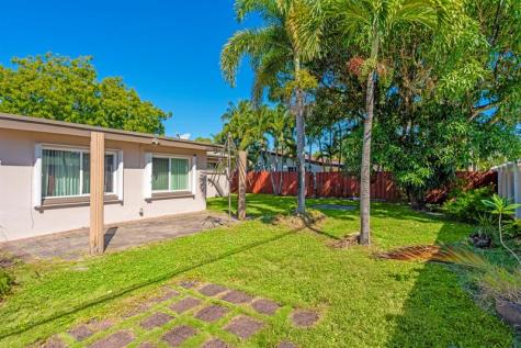 2016 SW 37th Avenue Fort Lauderdale FL 33312
