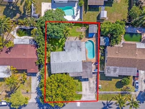 2016 SW 37th Avenue Fort Lauderdale FL 33312