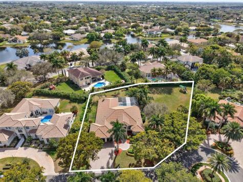 10110 NW 68th Court Parkland FL 33076
